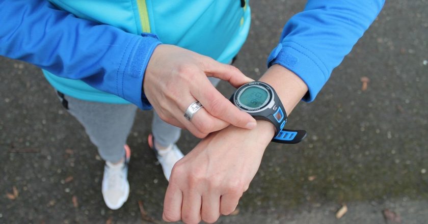 <strong>Relojes y bandas inteligentes son los dispositivos clave para hacer ejercicio y cuidar la salud</strong>
